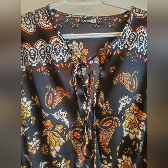 Boohoo Parsley Bodysuit Top - Picture 3 of 4